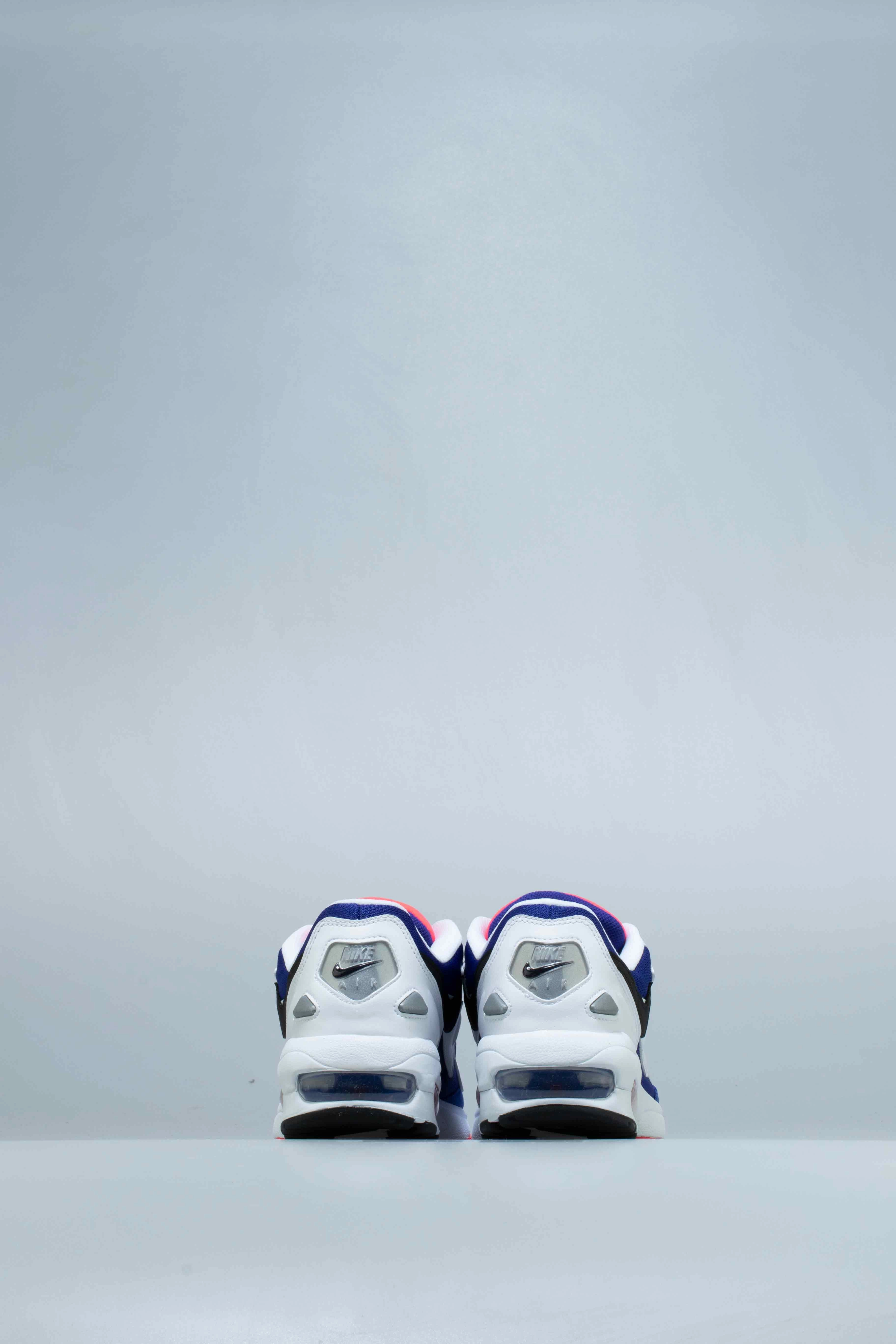 Air Max 2 Light Running Shoe - White/Pink/Purple