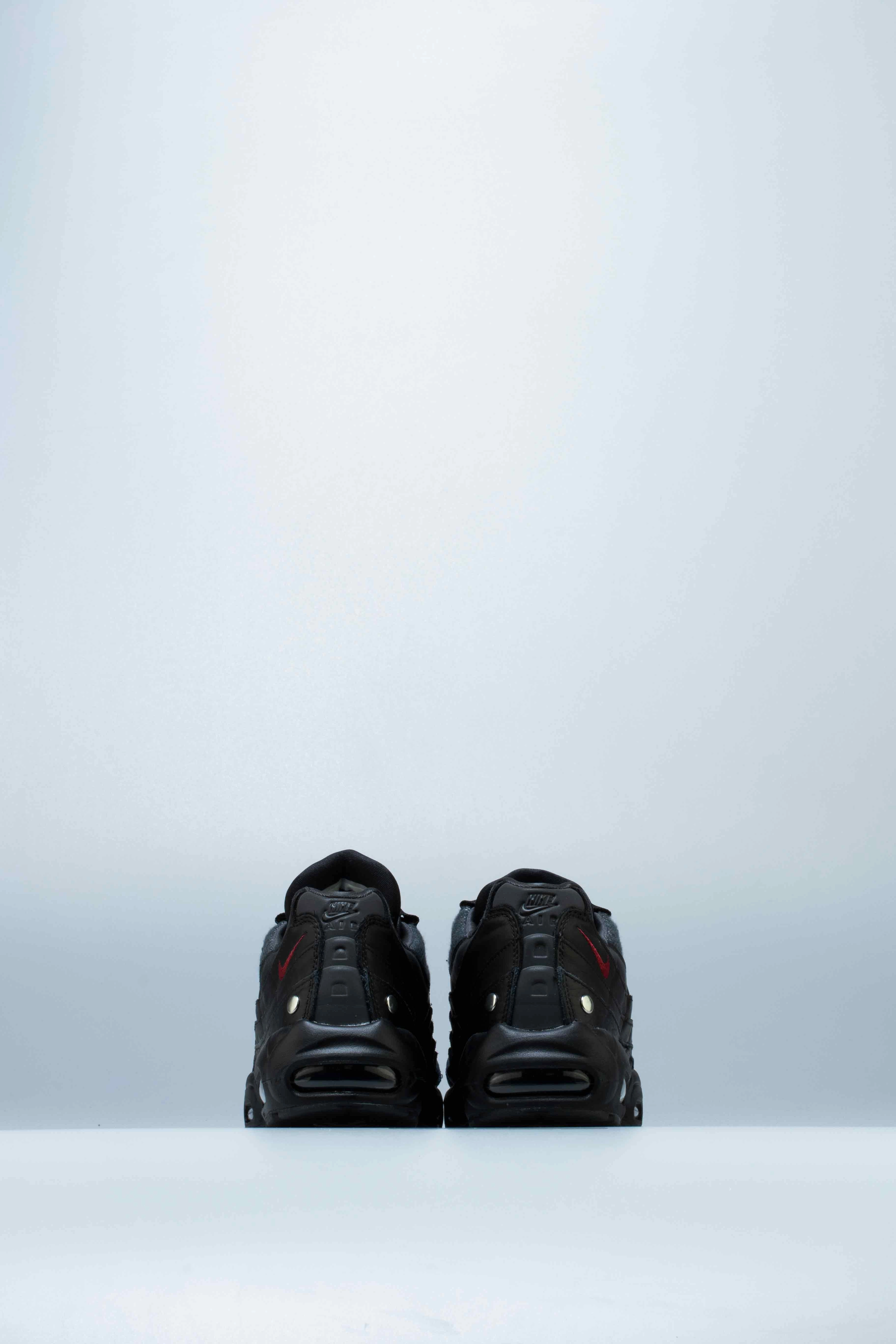 Air Max 95 NRG Jacket Pack Mens Shoe - Black/Team Red/Anthracite
