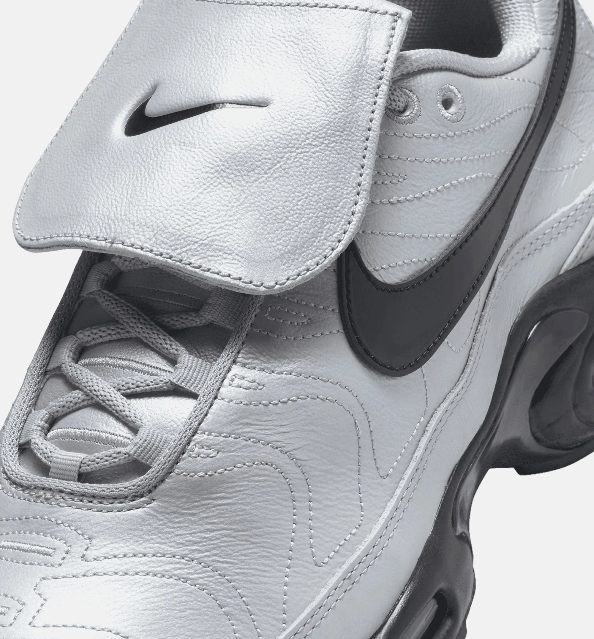 Air Max Plus TNPO Wolf Grey Mens Lifestyle Shoe - Wolf Grey/Metallic Silver/Black