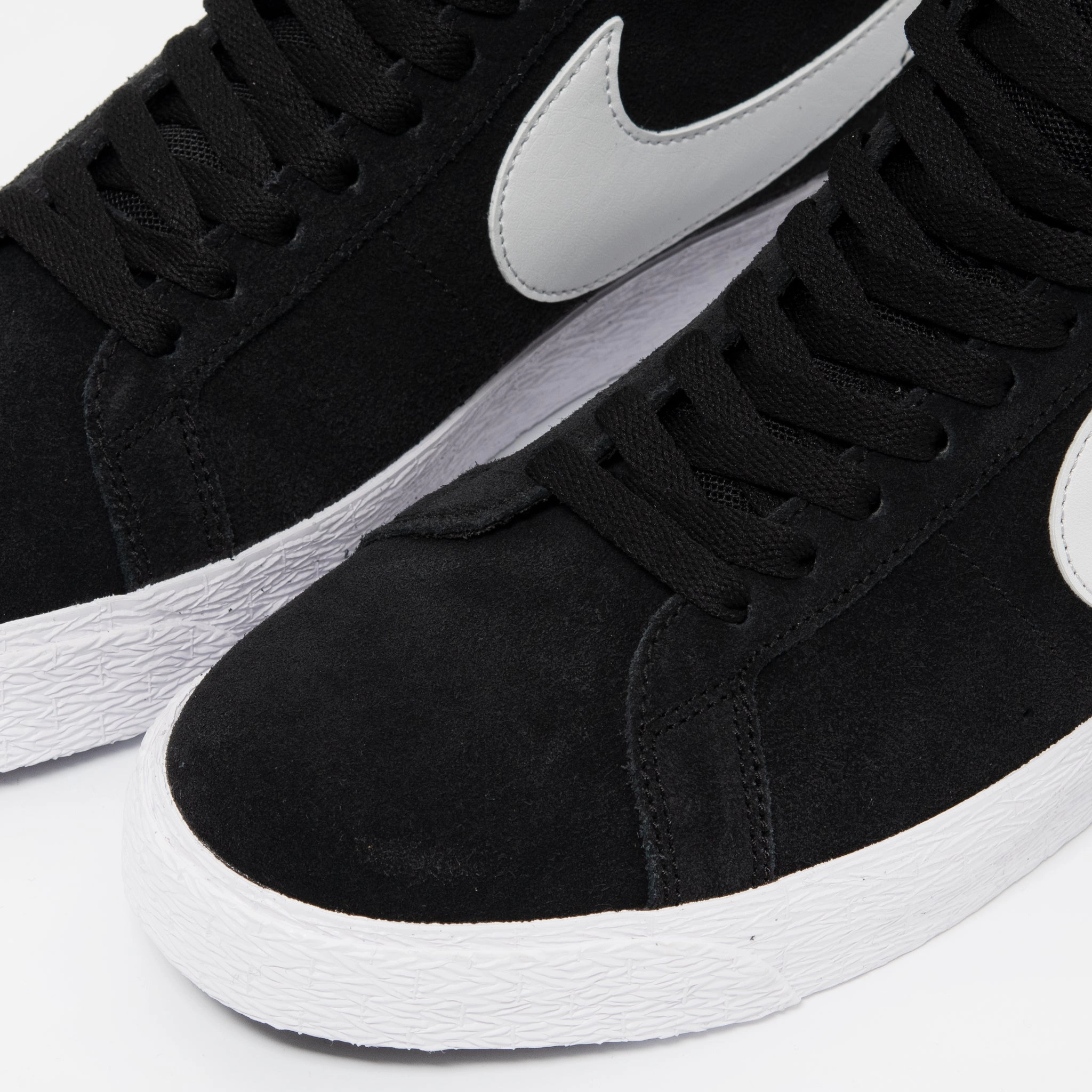 Blazer Mid (Black/White)