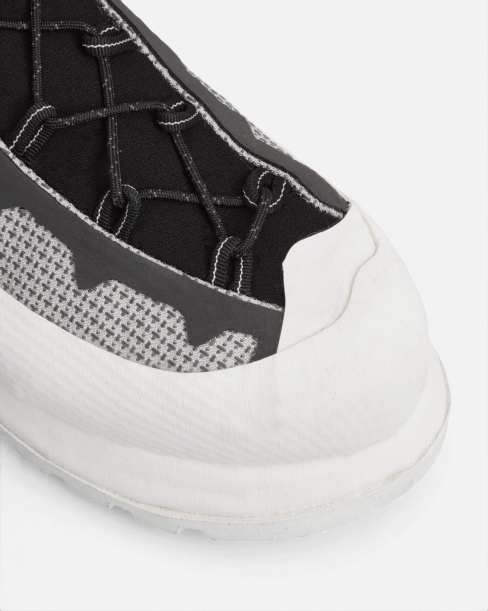 Carbonaz Boots Ice