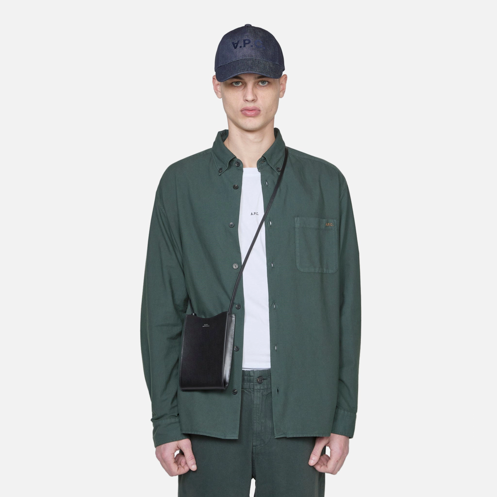 Jamie Neck Pouch Black