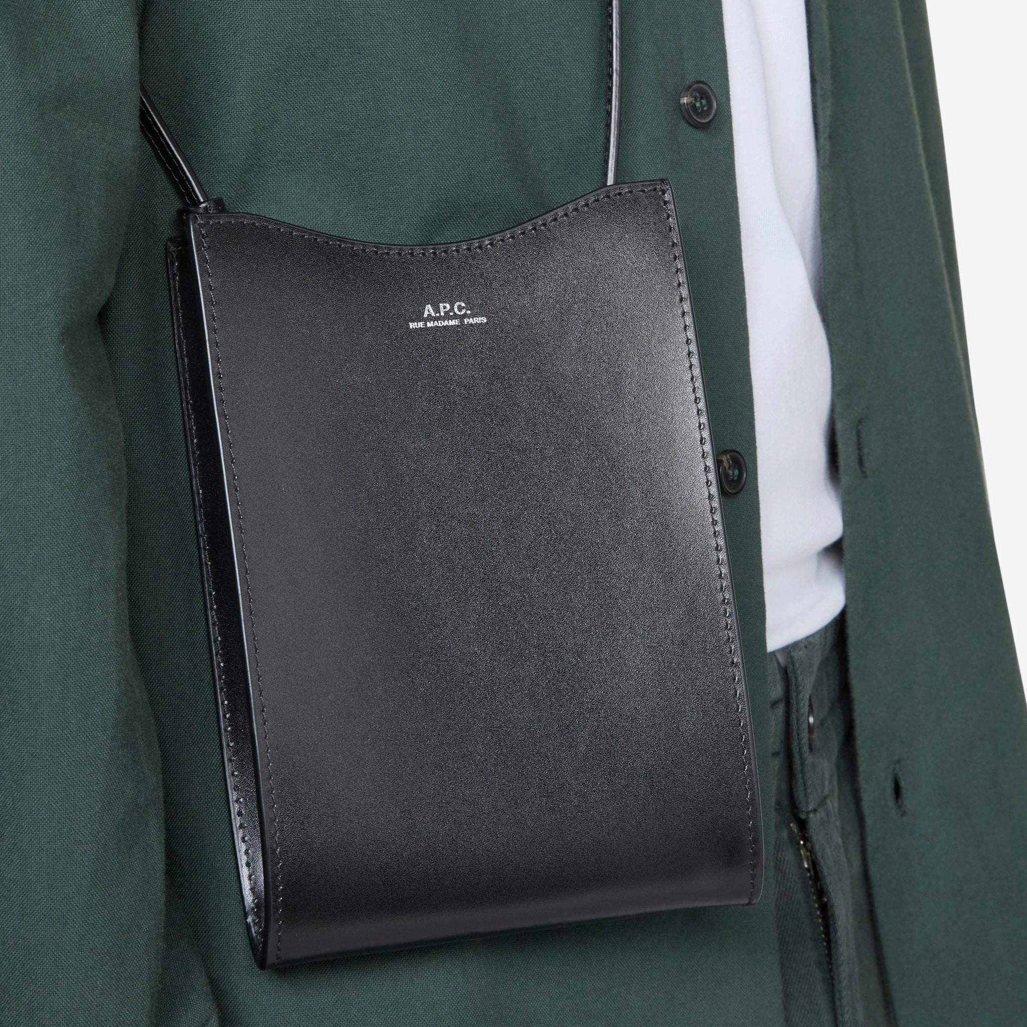 Jamie Neck Pouch Black