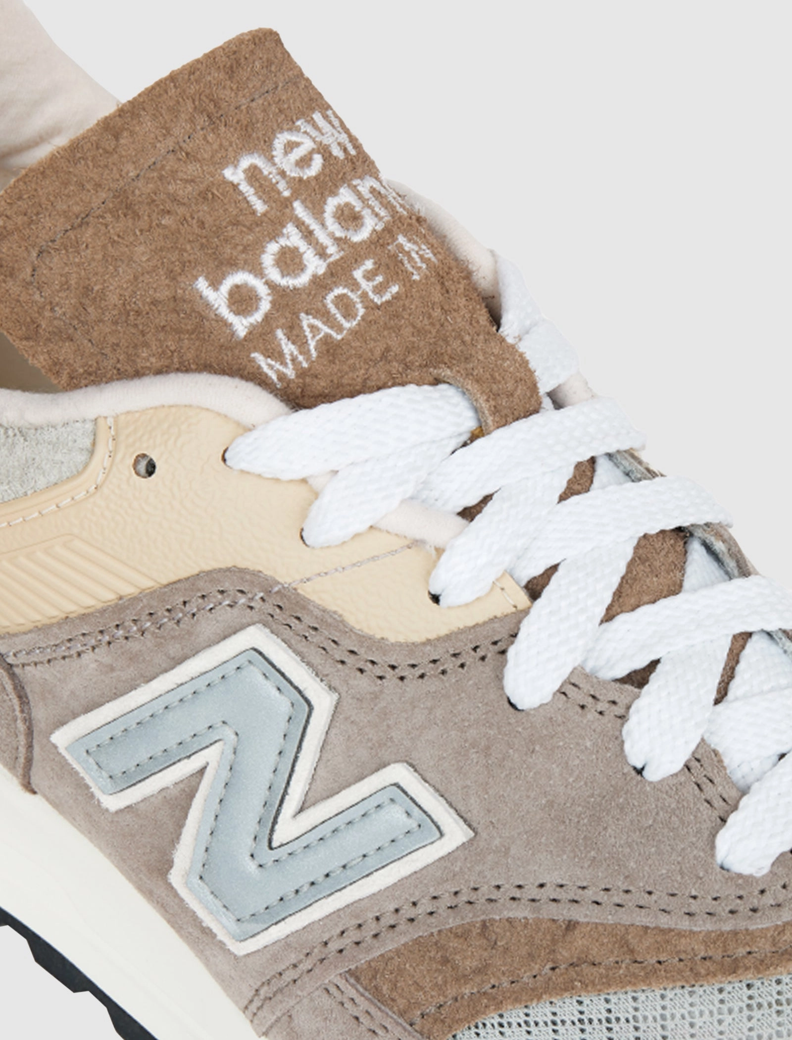 MADE IN USA 997 LIGHT MUSHROOM