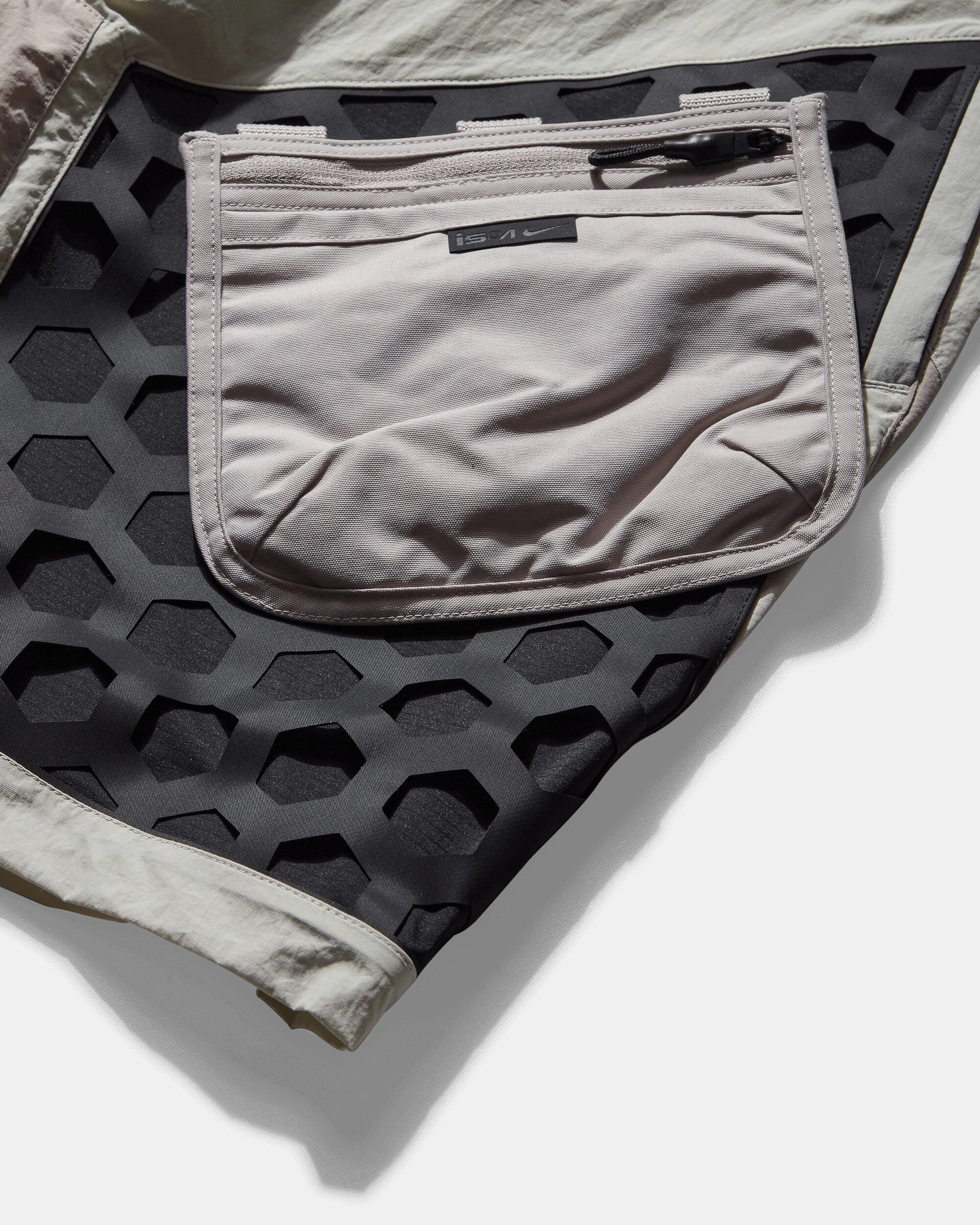 Men's ISPA Modular Pocket Shorts Light Bone