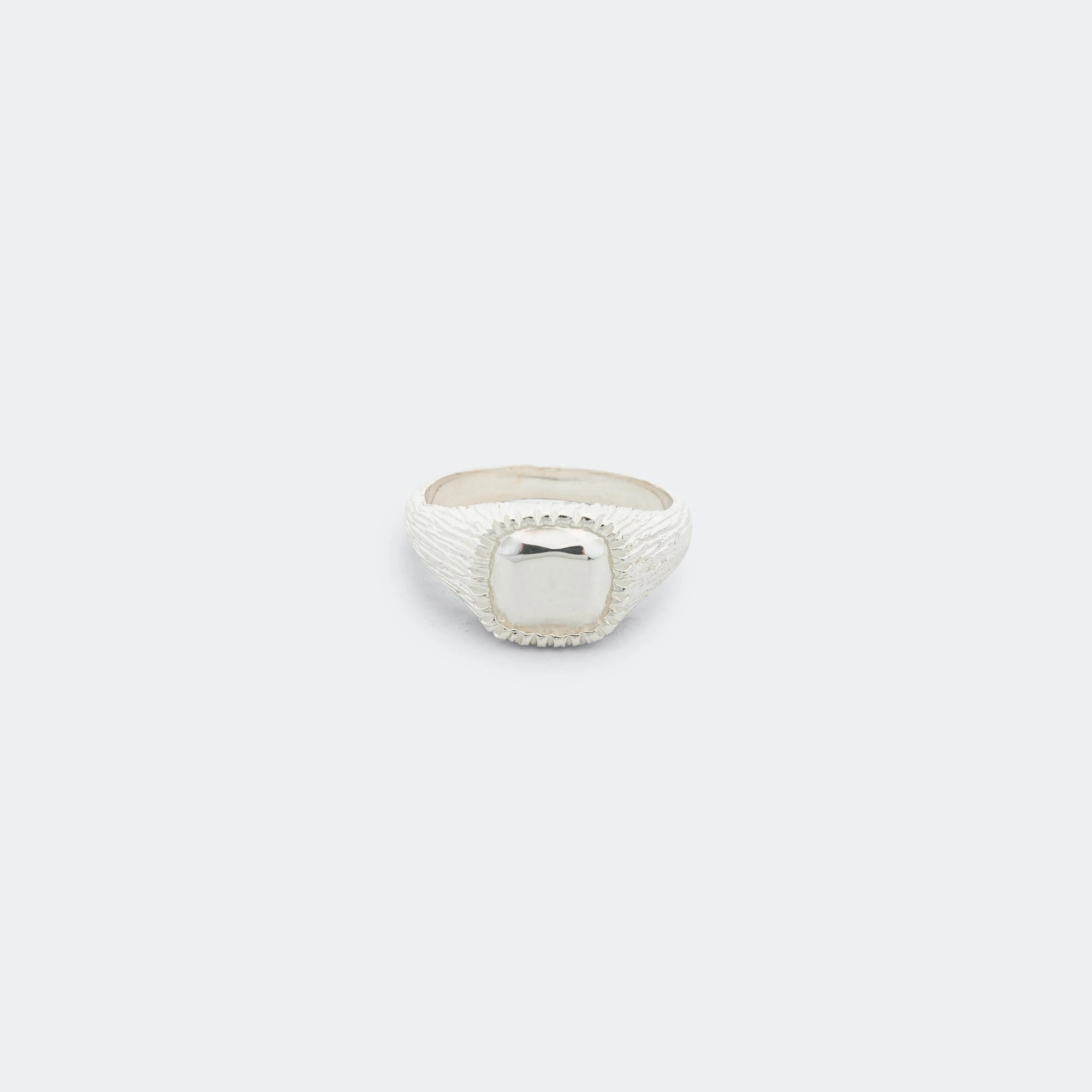 Natures Smile Signet Impression - 925 Silver