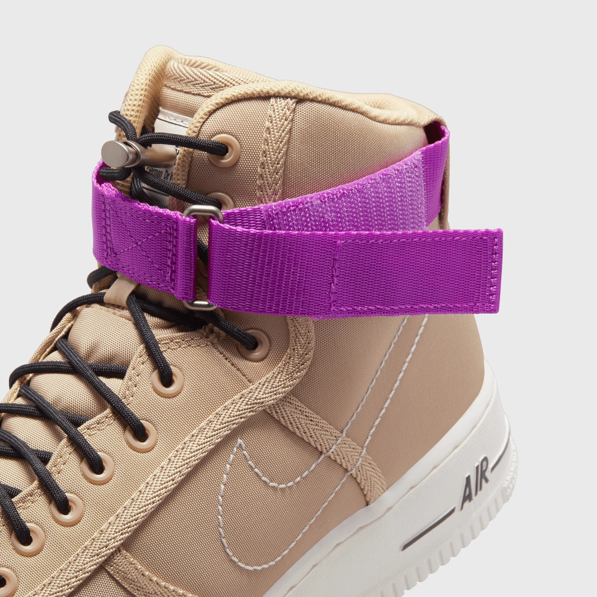 Nike Air Force 1 High '07 LV8 Hemp / Fuschia Dream - Black