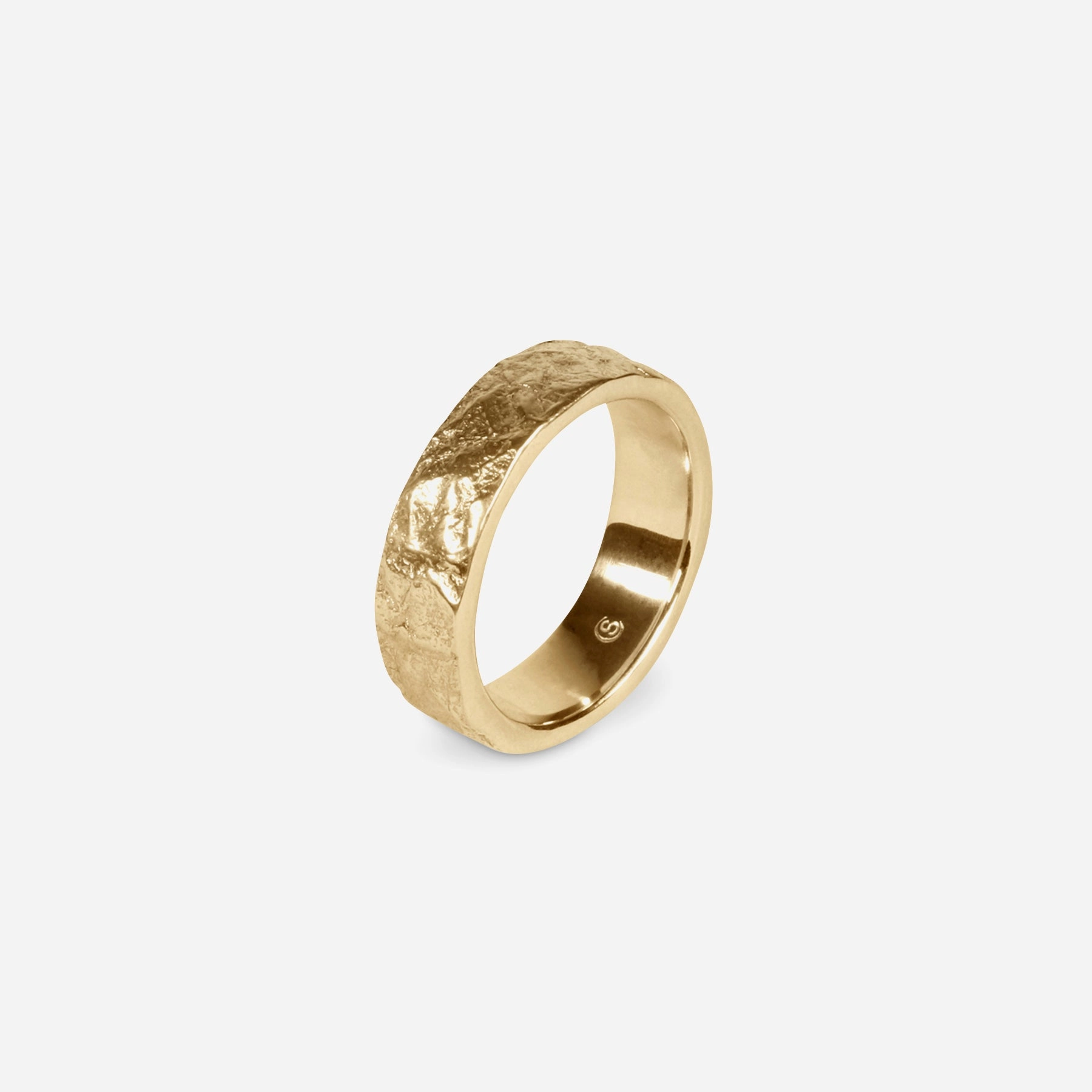 Type 004 Crumpled Ring Gold