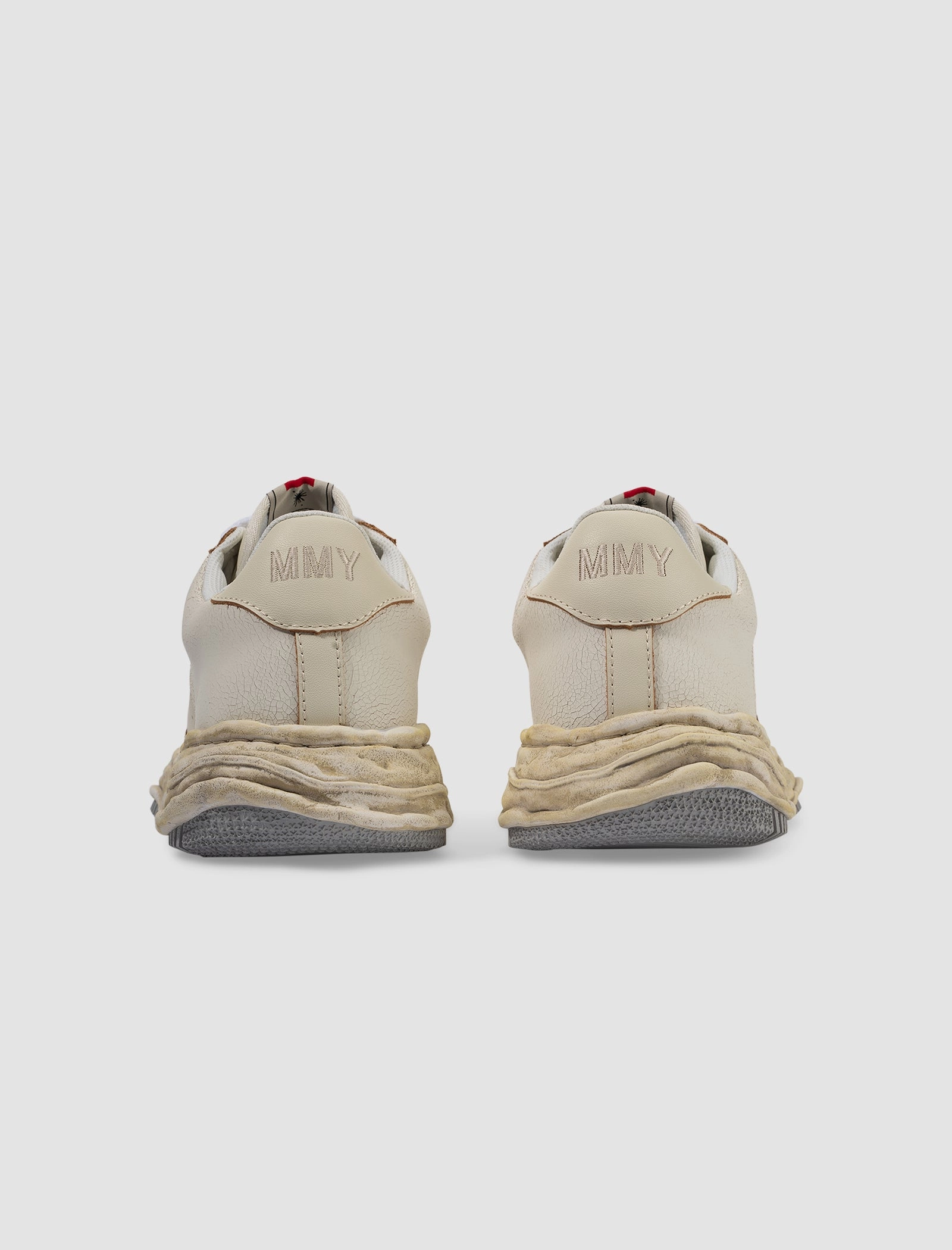 WAYNE LOW TOP CRACKING LEATHER SNEAKERS WHITE