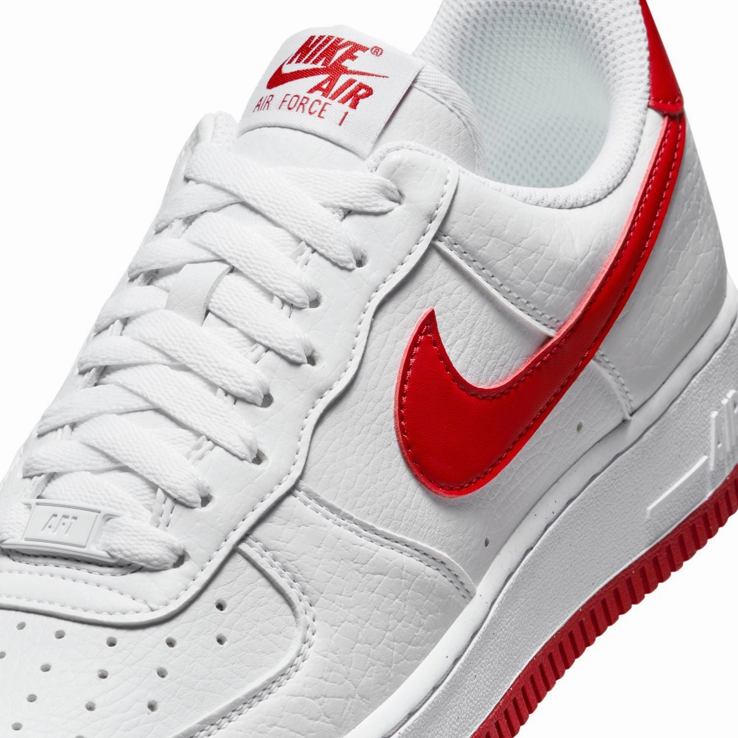 Wmns Air Force 1 '07 Next Nature 'White Red'